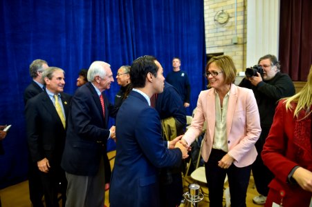 Secretary Castro Visits Louisville, KY (16160566778)