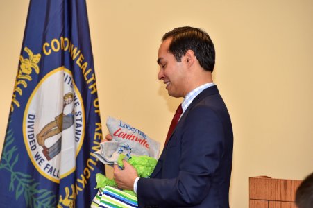 Secretary Castro Visits Louisville, KY (16160559098)