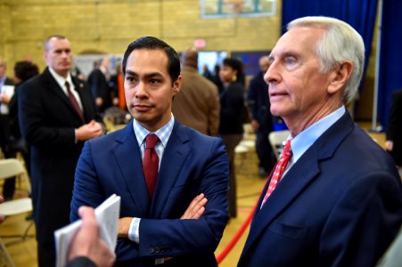 Secretary Castro Visits Louisville, KY (16160798910)