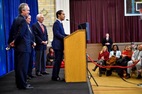 Secretary Castro Visits Louisville, KY (16162279037)