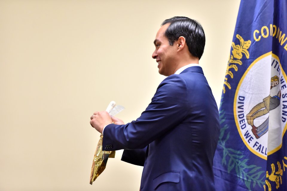Secretary Castro Visits Louisville, KY (16346403451)