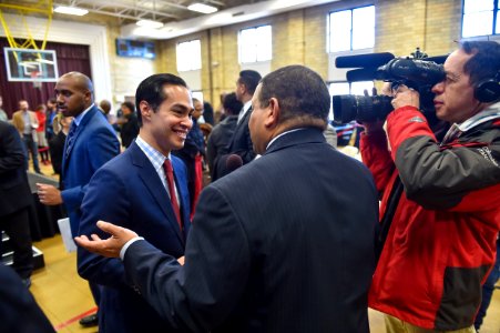 Secretary Castro Visits Louisville, KY (16348154805)