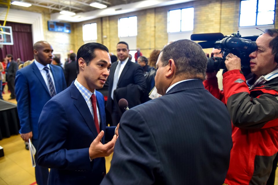 Secretary Castro Visits Louisville, KY (16348154865)