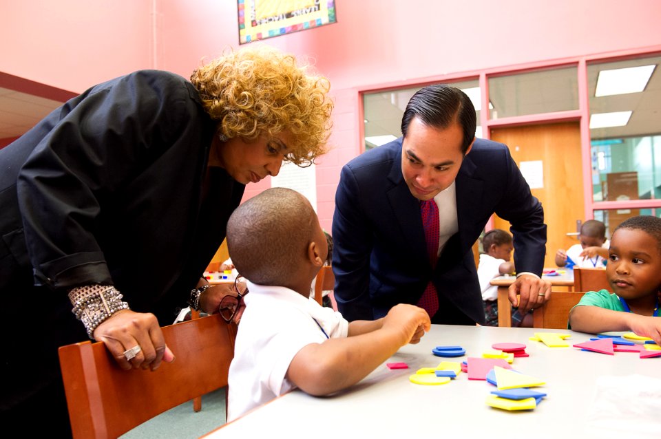 Secretary Castro Visits New Orleans (14933935248)