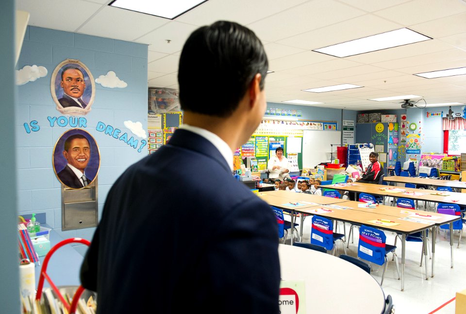 Secretary Castro Visits New Orleans (14933926307)