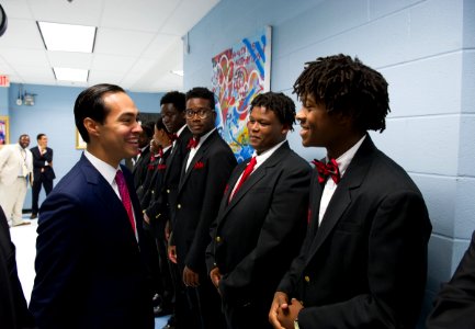 Secretary Castro Visits New Orleans (14933940858)