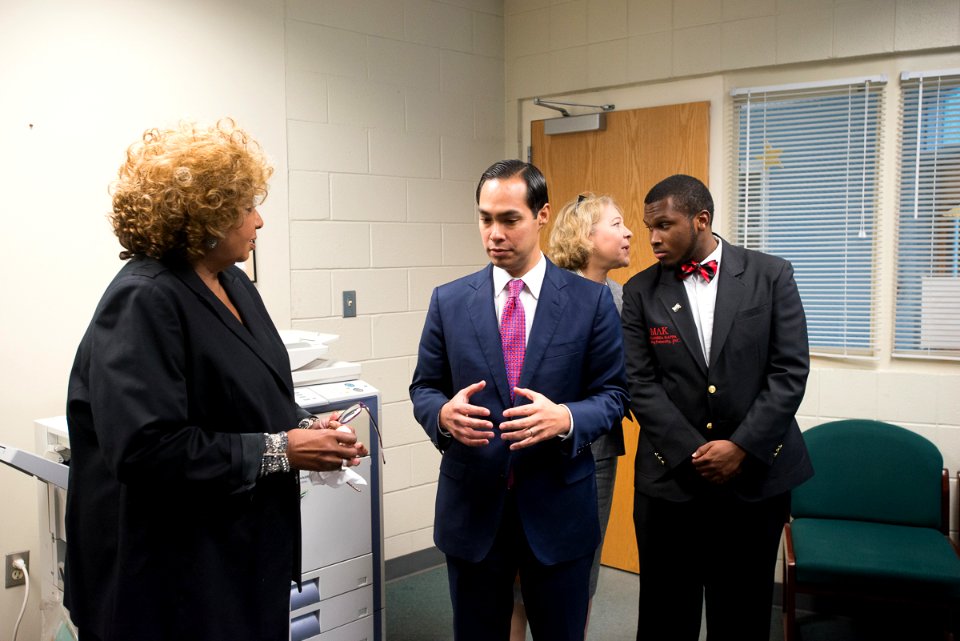 Secretary Castro Visits New Orleans (15120081582)