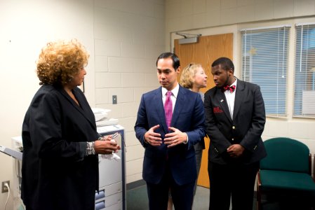 Secretary Castro Visits New Orleans (15120081582)