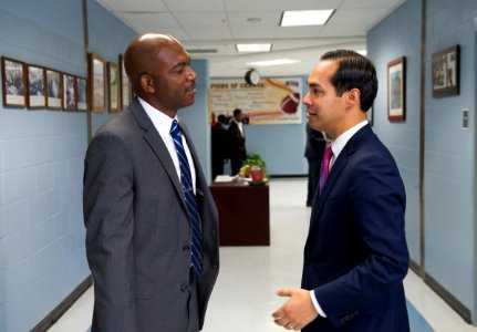 Secretary Castro Visits New Orleans (15120507155)