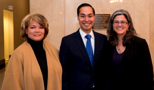 Secretary Castro Visits NYU (23109060271)