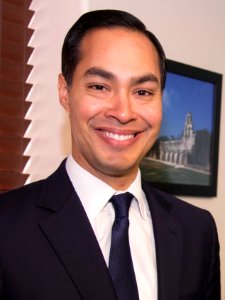 Secretary Castro Visits San Antonio (15659695338) (cropped)