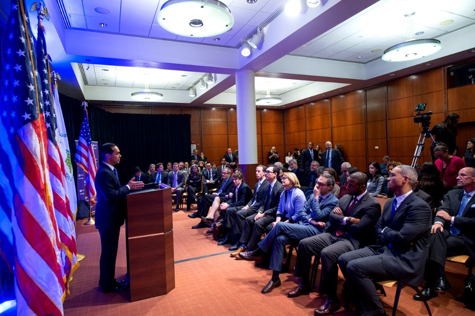 Secretary Castro Visits NYU (23109057951)