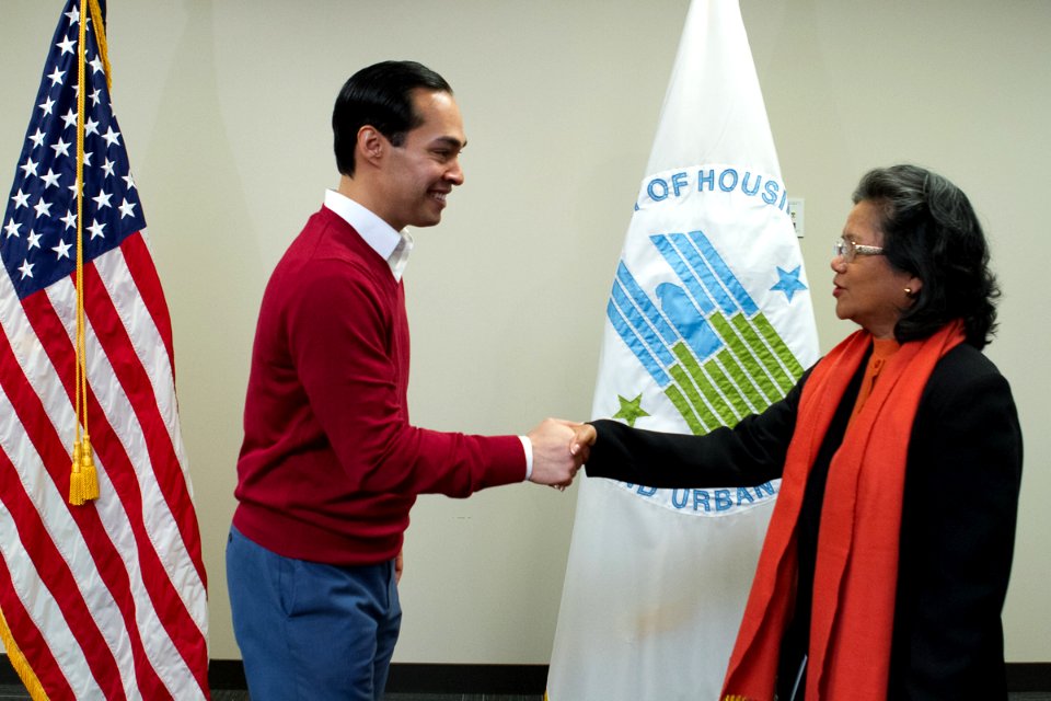 Secretary Castro Visits San Francisco (16241345240)