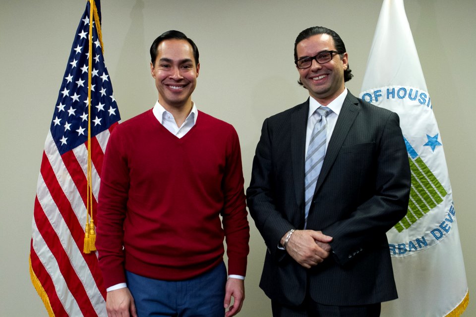 Secretary Castro Visits San Francisco (16241344980)