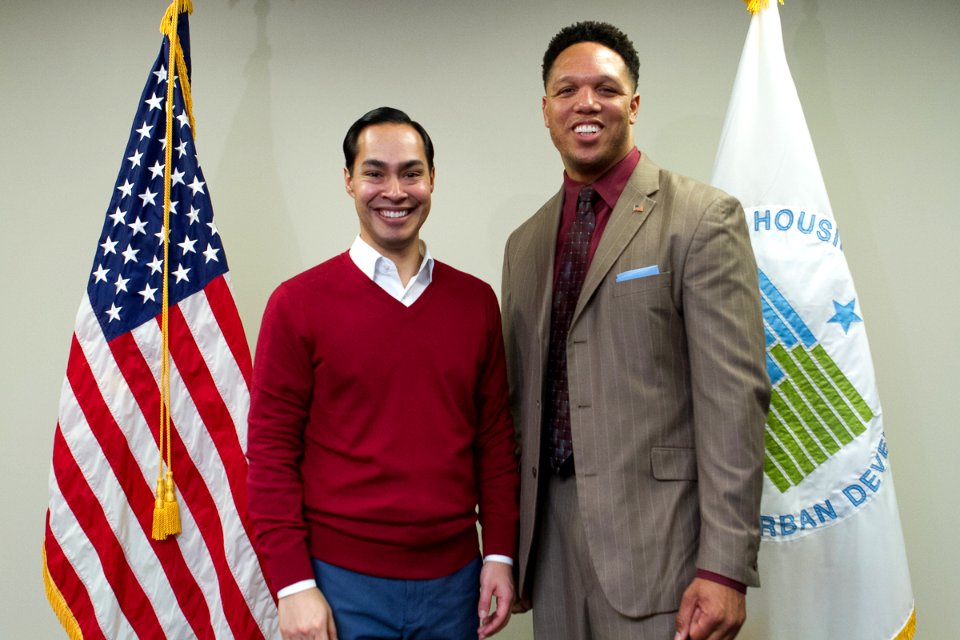 Secretary Castro Visits San Francisco (16402764736)