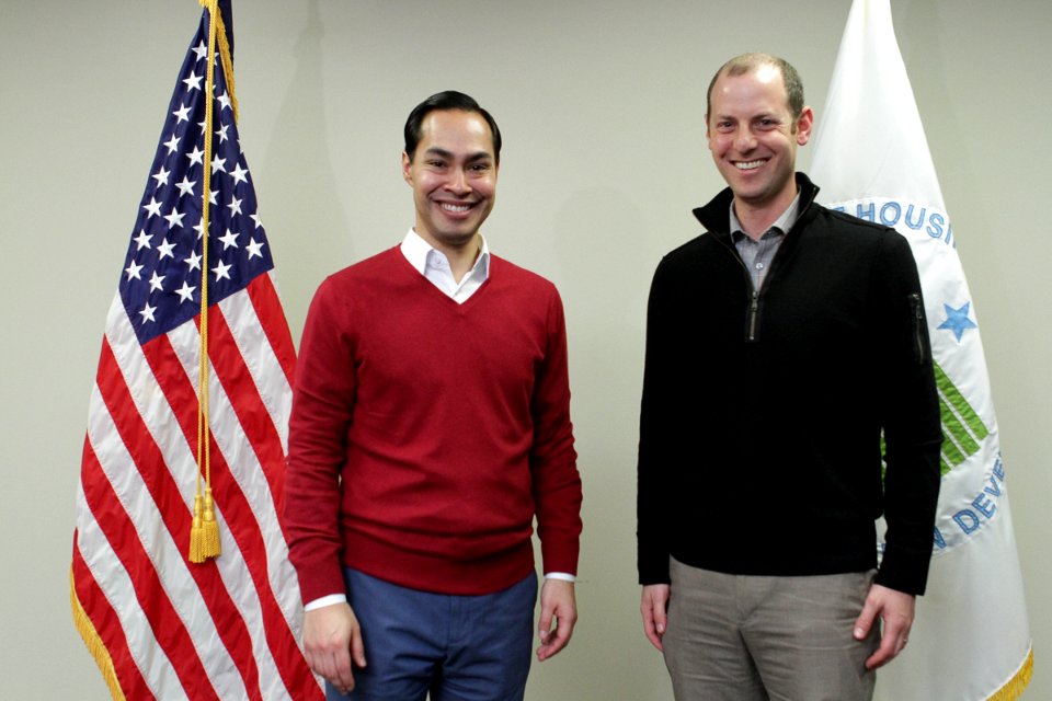 Secretary Castro Visits San Francisco (16241334980)