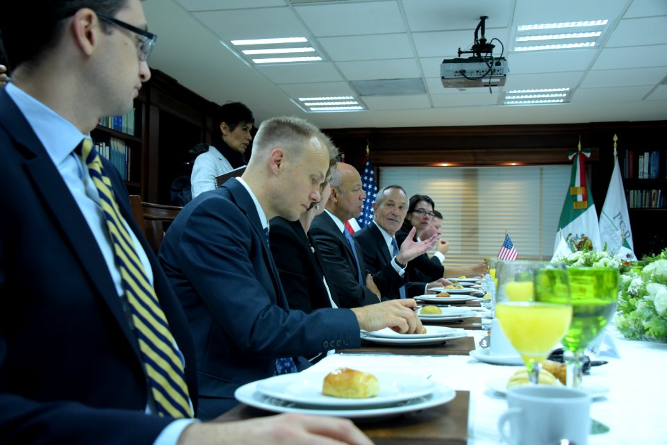 Secretary Johnson meets with Mexico's AG (30270635622)