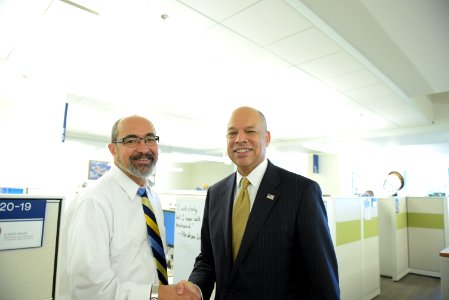 Secretary Johnson meets with USCG Headquarters Employees (25429239223)