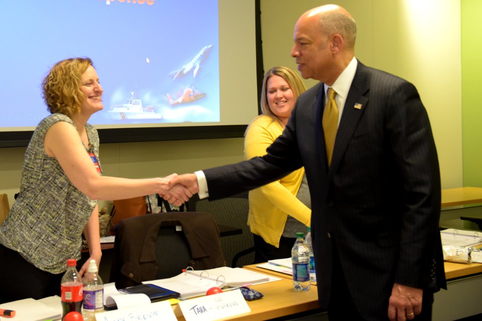 Secretary Johnson meets with USCG Headquarters Employees (25758761950)