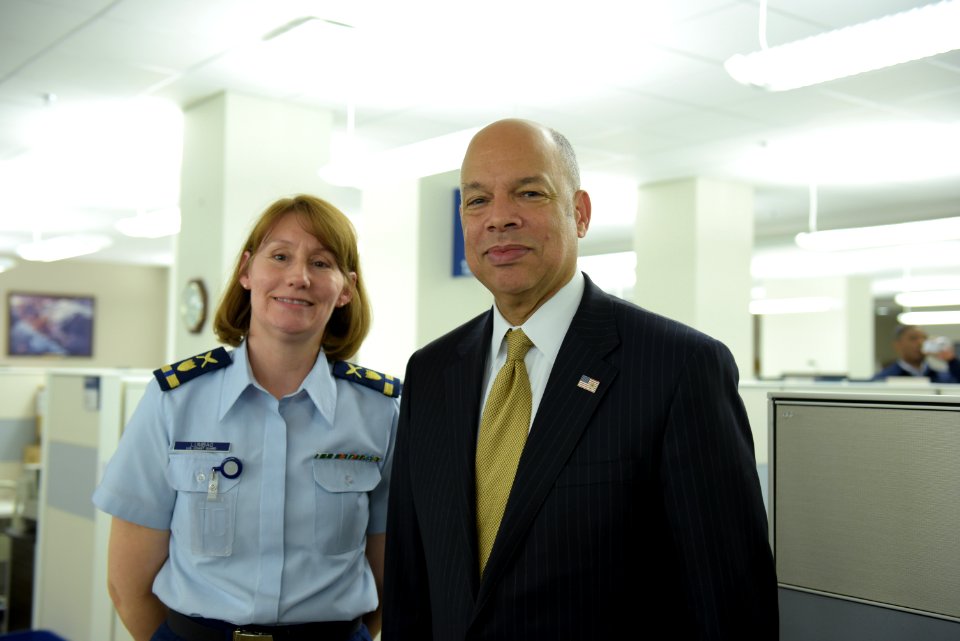 Secretary Johnson meets with USCG Headquarters Employees (25758865520)