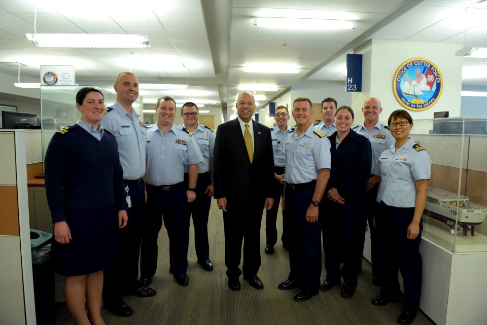 Secretary Johnson meets with USCG Headquarters Employees (25939250162)