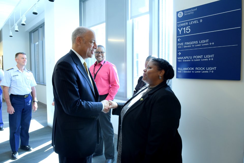 Secretary Johnson meets with USCG Headquarters Employees (25939105432)