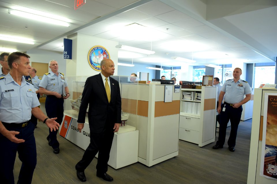 Secretary Johnson meets with USCG Headquarters Employees (25429286513)