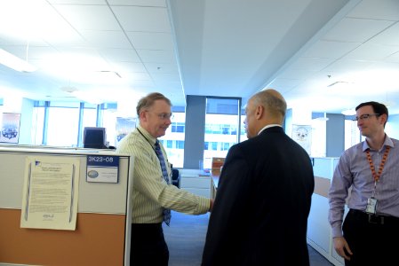 Secretary Johnson meets with USCG Headquarters Employees (25939246162)