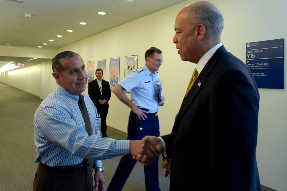 Secretary Johnson meets with USCG Headquarters Employees (25965283301)