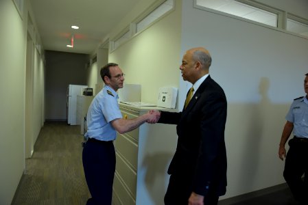 Secretary Johnson meets with USCG Headquarters Employees (25965433621)