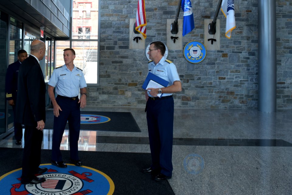 Secretary Johnson meets with USCG Headquarters Employees (25965210001)