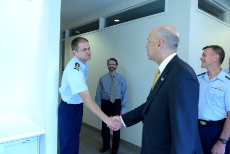 Secretary Johnson meets with USCG Headquarters Employees (26005911156)