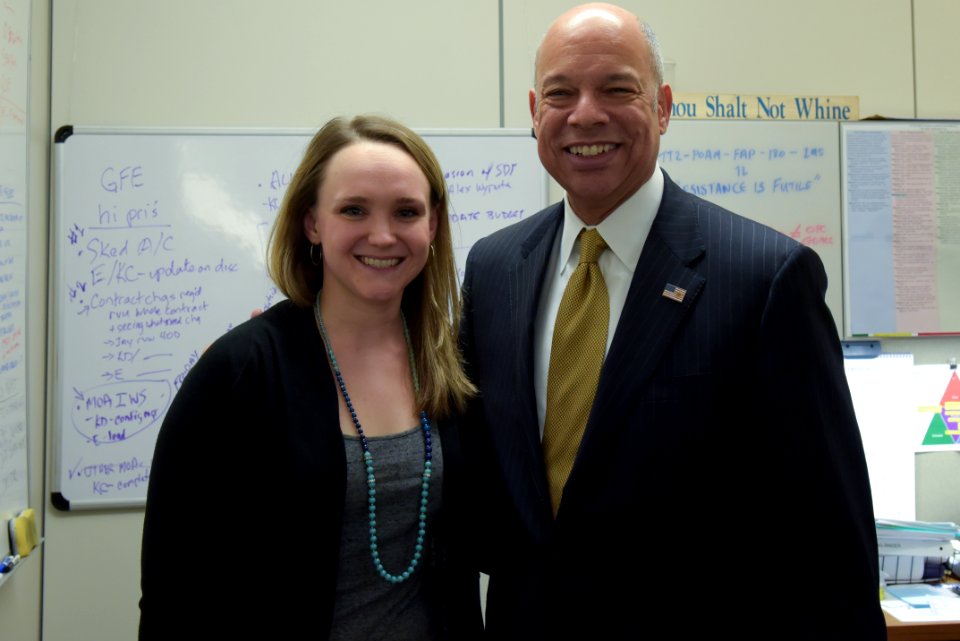Secretary Johnson meets with USCG Headquarters Employees (26005737036)