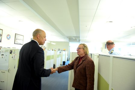 Secretary Johnson meets with USCG Headquarters Employees (26005814986)