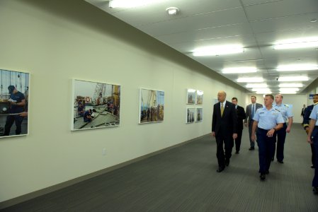 Secretary Johnson meets with USCG Headquarters Employees (26005925236)