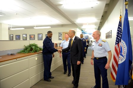 Secretary Johnson meets with USCG Headquarters Employees (26031700585)
