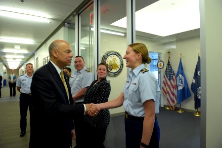 Secretary Johnson meets with USCG Headquarters Employees (25965455921)