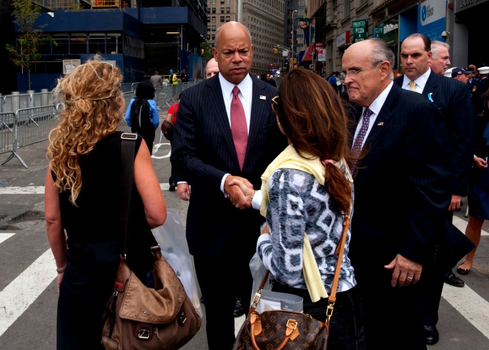 Secretary Johnson Observes 9 11 in New York City (15414065338)