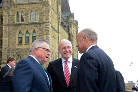 Secretary Johnson Travels to Canada (30119438963)
