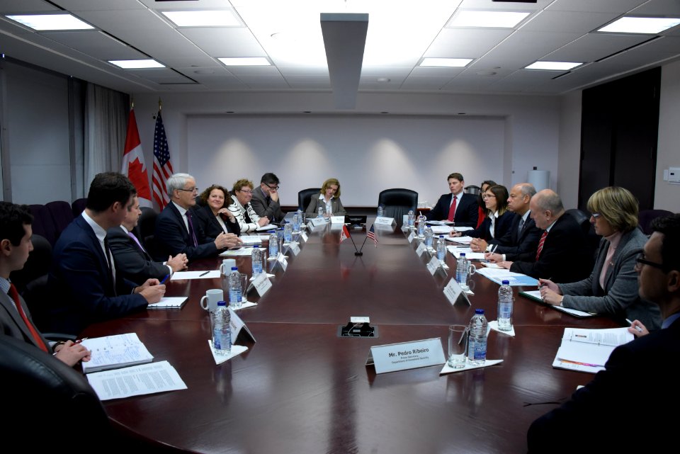 Secretary Johnson Travels to Canada (30755032165)
