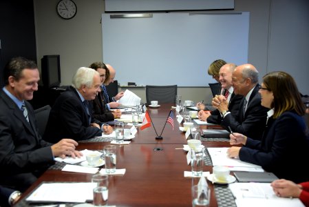Secretary Johnson Travels to Canada (30119445993)