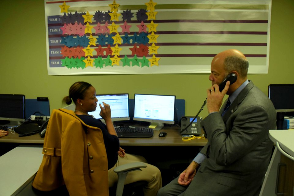 Secretary Johnson Visits with FEMA Employees (26333853662)