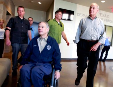 Secretary Kelly In Texas Pool Photos (31808974854)