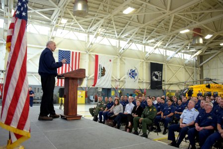 Secretary Kelly Meets with USCG Sector San Diego Personnel (32917670865)