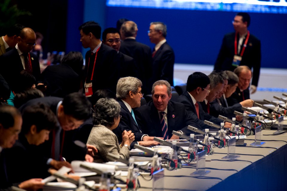 Secretary Kerry and USTR Froman Participate in APEC Meetings - Flickr - East Asia and Pacific Media Hub
