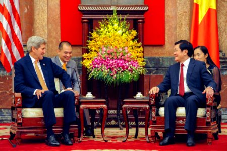 Secretary Kerry and Vietnamese President Sang Speak at Outset of Their Meeting in Hanoi - 19758528843 photo