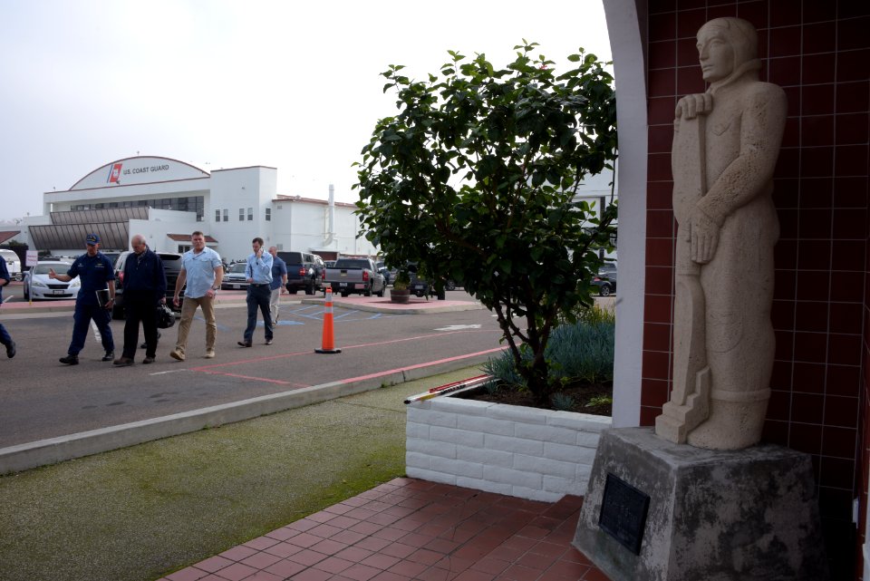 Secretary Kelly Meets with USCG Sector San Diego Personnel (32877300256)