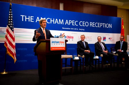 Secretary Kerry Speaks at the American Chamber of Commerce Reception - Flickr - East Asia and Pacific Media Hub (3) photo