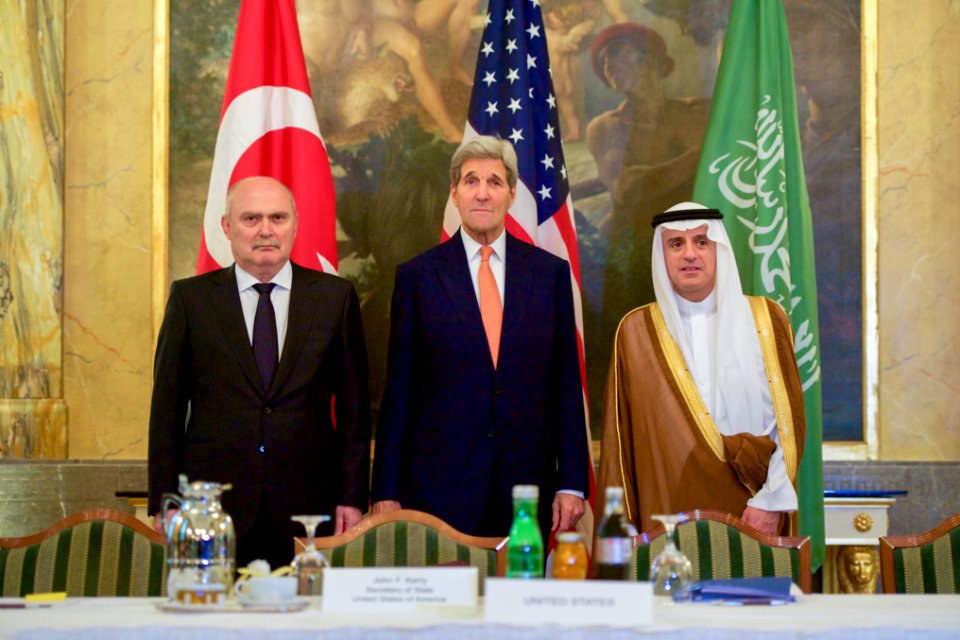 Secretary Kerry Meets With Turkish Foreign Minister Sinirlioglu and Saudi Foreign Minister al-Jubeir Before Trilateral Meeting in Austria Focused on Syria