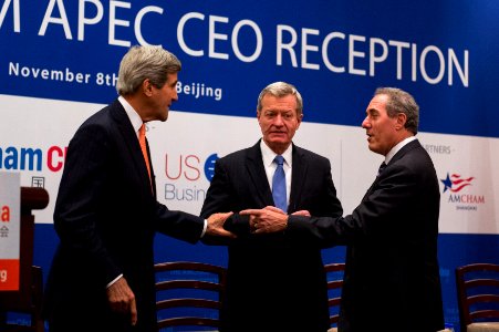 Secretary Kerry with Ambassador Baucus and USTR Froman at the American Chamber of Commerce Reception - Flickr - East Asia and Pacific Media Hub photo
